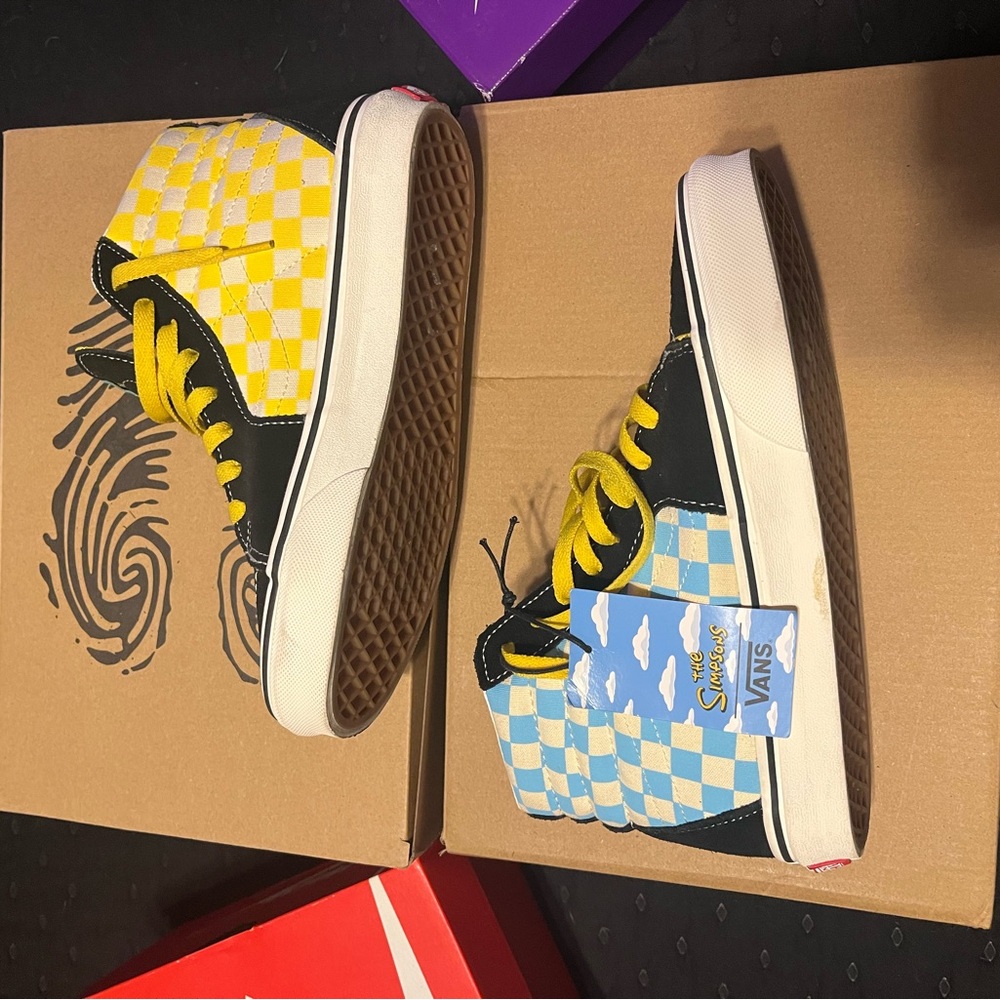 Vans High-Top Sneakers in Black, White & Yellow with Character Print - Picture 2 of 4